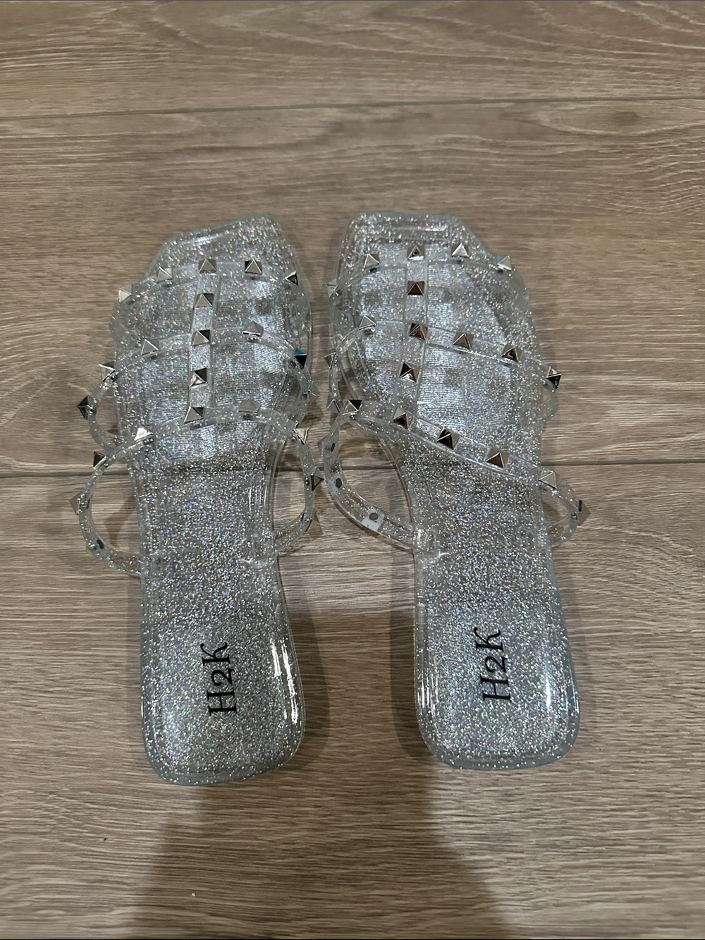 H2K Silver Glitter Studded Jelly Slide Sandals - Clear Straps